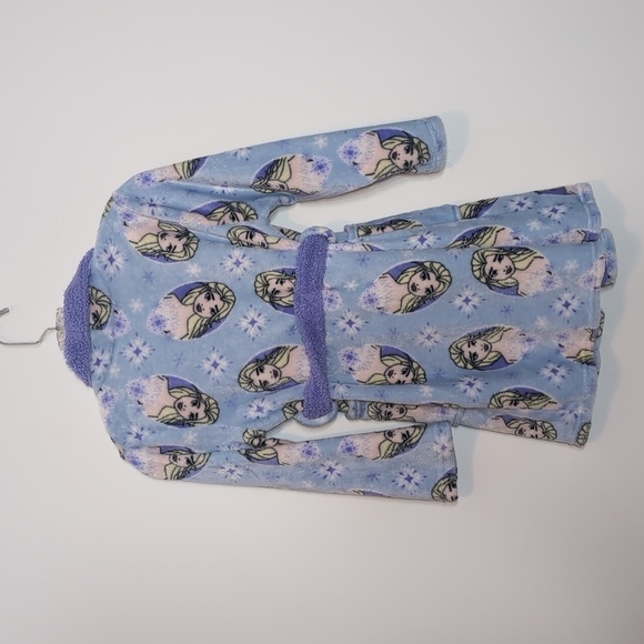 Disney Frozen 2 Elsa Robe - Picture 4 of 4